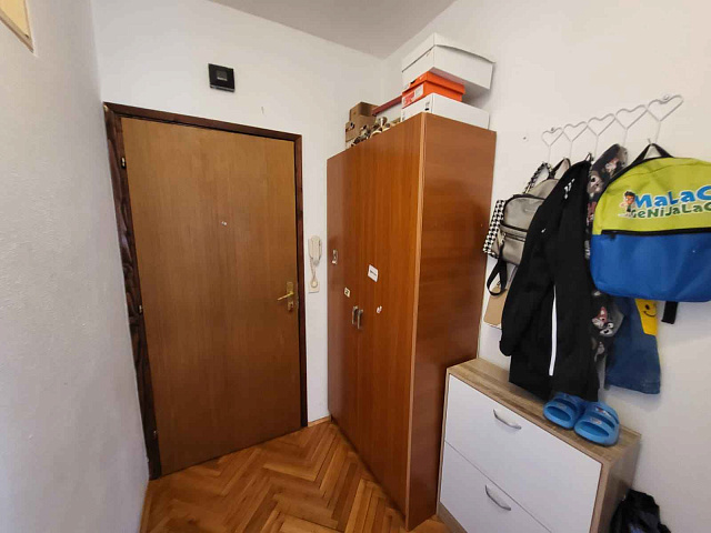 Apartment mit zwei Schlafzimmern in Petrovac in einer ruhigen Gegend, nur wenige Gehminuten vom Strand entfernt — photo 8