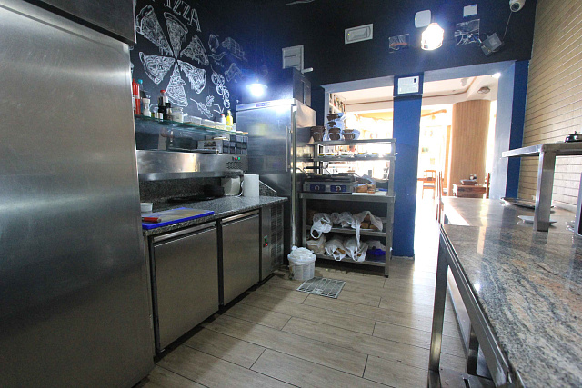 Restaurant erste Linie zum Meer in Rafailovići zu verkaufen — photo 24