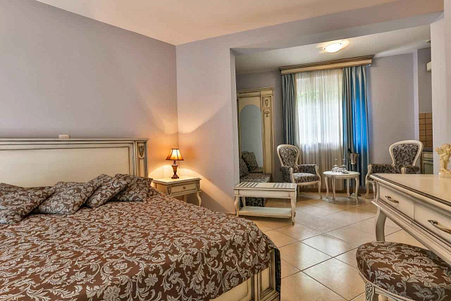 Villa zum Verkauf in attraktiver Lage in Budva — photo 10