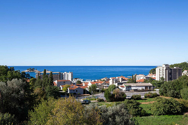 Duplex-Wohnung mit Mittelmeersicht in Petrovac, 104 m² — photo 15
