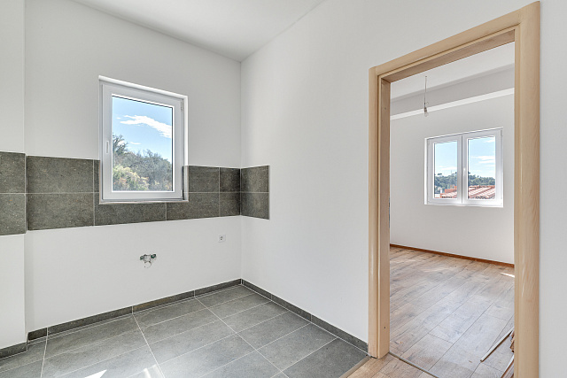 Zwei Wohnungen in einem neuen Gebäude, jeweils 54 m², Petrovac