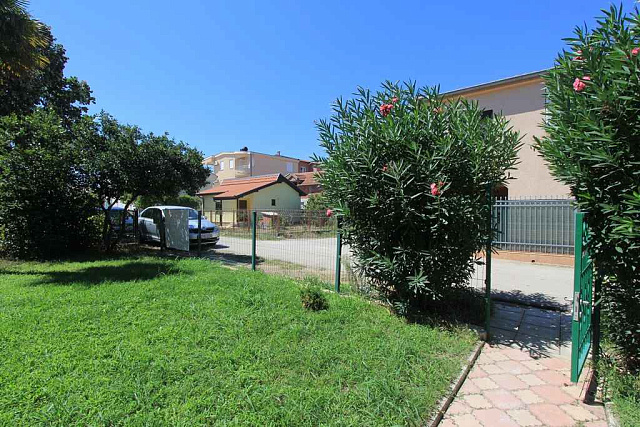 Zweistöckiges Haus in Doni Stoi — photo 4