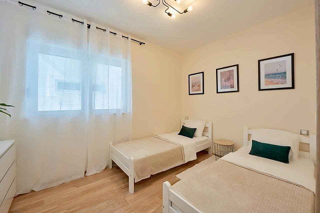 Zweizimmerwohnung in Dobrota
