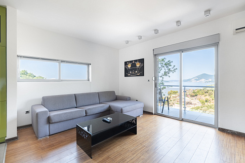 Ein-Zimmer-Apartment in einer Anlage mit Schwimmbad in Pržno — photo 3