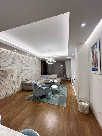 Luxuswohnung im Zentrum von Budva – 90 m² mit Garage — photo 19
