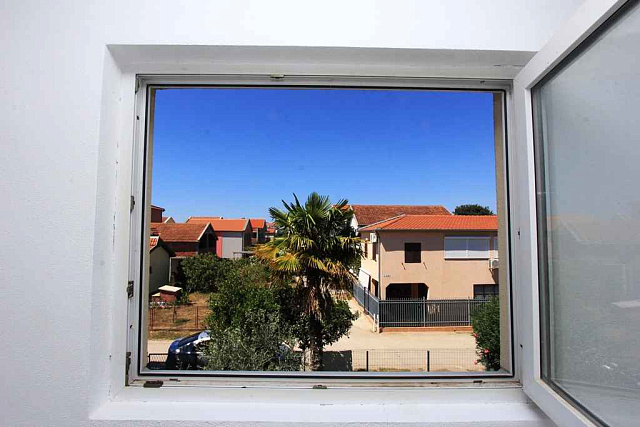 Zweistöckiges Haus in Doni Stoi — photo 13