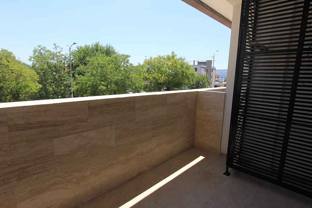 Wohnungen in einem neuen Komplex in Meeresnähe in Tivat — photo 9