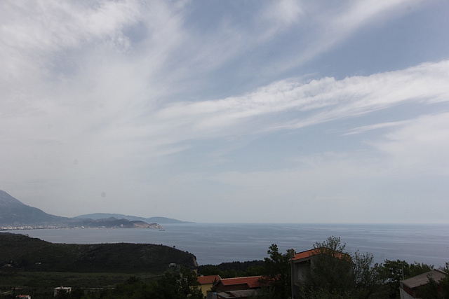 Haus in Bjelisi auf zwei Etagen mit großem Garten — photo 11