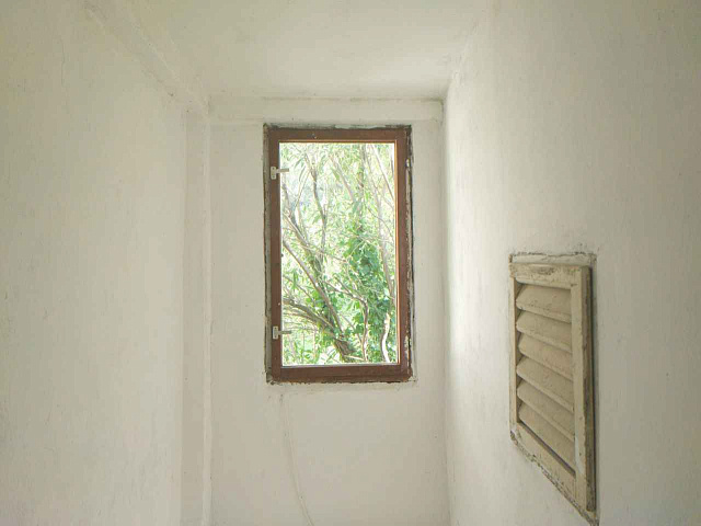 Haus mit zwei Wohnungen in Becici