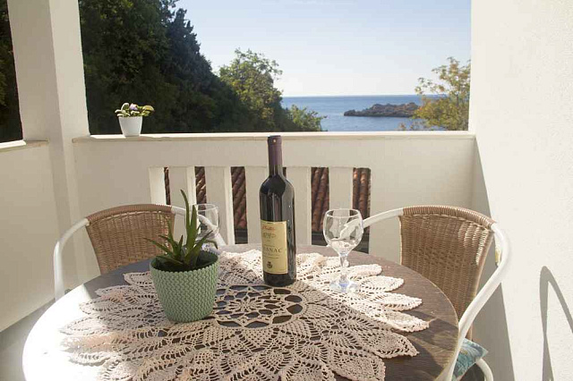 Studio in Sveti Stefan mit wunderschönem Meerblick — photo 11