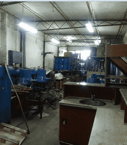 Kommerzielle Einrichtungen in Bijelo Polje — photo 4