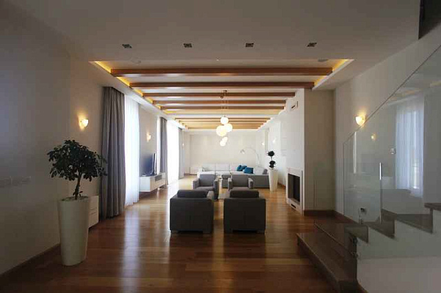 Villa mit Pool in Budva — photo 16