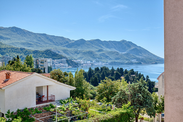 Voll ausgestattetes Hotel mit Restaurant in Bečići – 200m vom Meer — photo 10