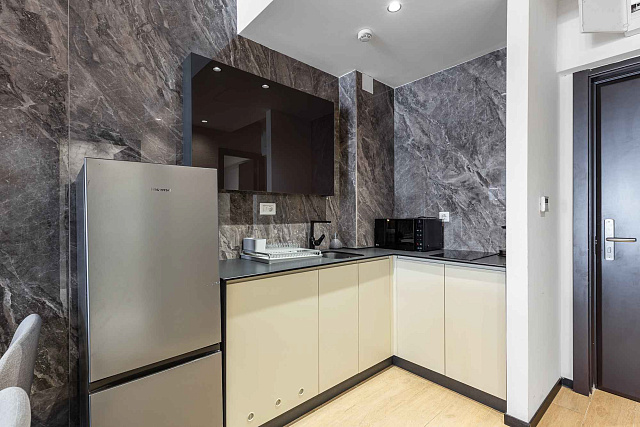 Luxuriös ausgestattete Wohnung in Bečići zu verkaufen – eine Gelegenheit, die man nicht verpassen sollte. — photo 6
