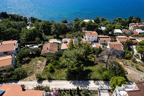 Sea-view land plot in Šušanj, 150 m from the beach — 950 m²