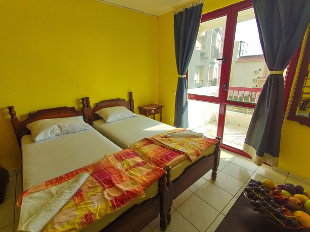 Hotel zum Verkauf in Bećići