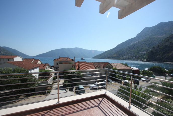 Villa mit Meerblick in Kotor