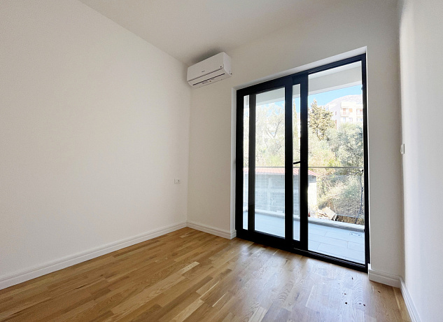 Apartment mit einem Schlafzimmer in Bečići mit Meerblick