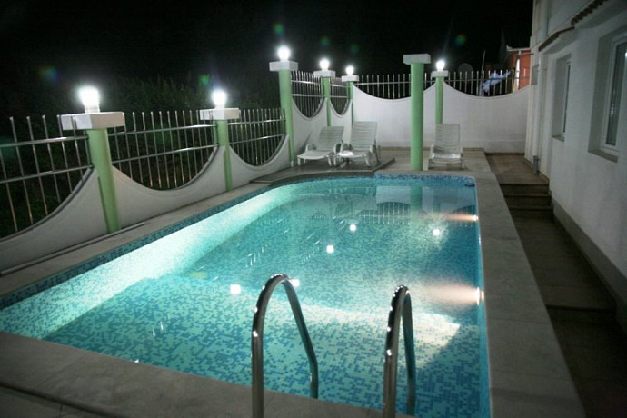 Villa mit Pool in Tivat - Langzeitmiete