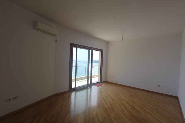 Wohnung in der Nähe des Meeres in Rafailovici — photo 10