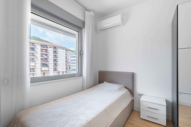 Geräumige und Luftige Wohnung im Herzen von Budva — photo 24