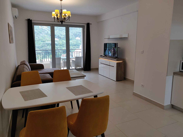 Wohnung in einem Komplex in Kotor — photo 26