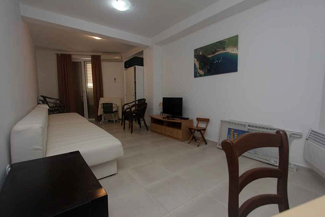 2680 Bechichi  Hotel 21r 1173m2 — photo 2