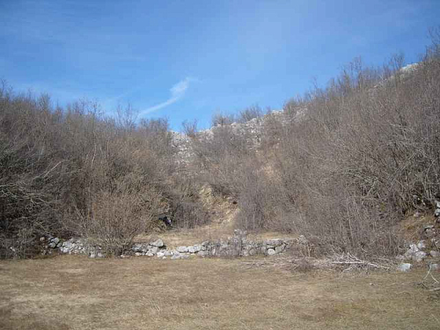 Land in Cetinje — photo 5