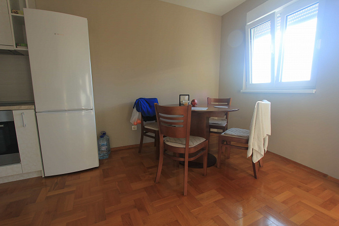 Apartment in Petrovac mit Panoramablick auf das Meer