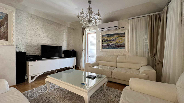Wohnung in Budva mit zwei Schlafzimmern — photo 4