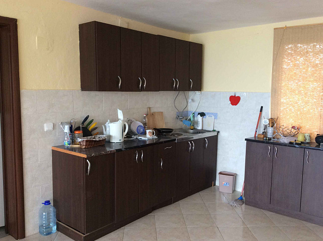 Komplett eingerichtetes Haus in Dobra Voda — photo 5