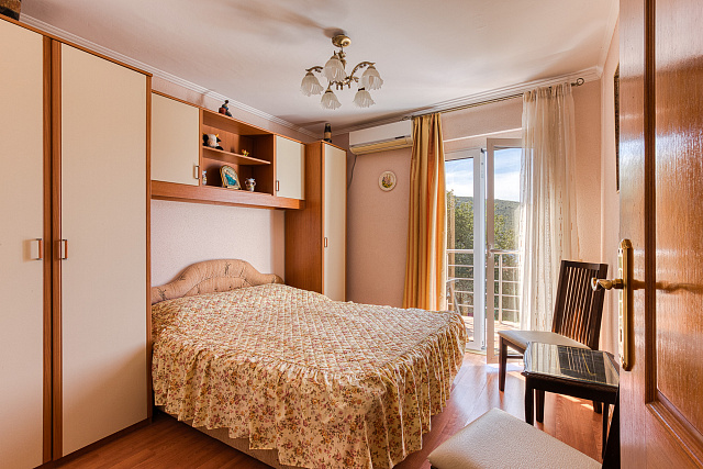 Haus in Kumbor 200 m zum Meer — photo 8