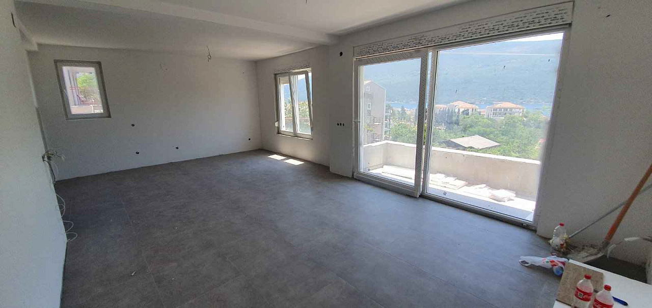 Wohnungen im Neubau in Kumbor