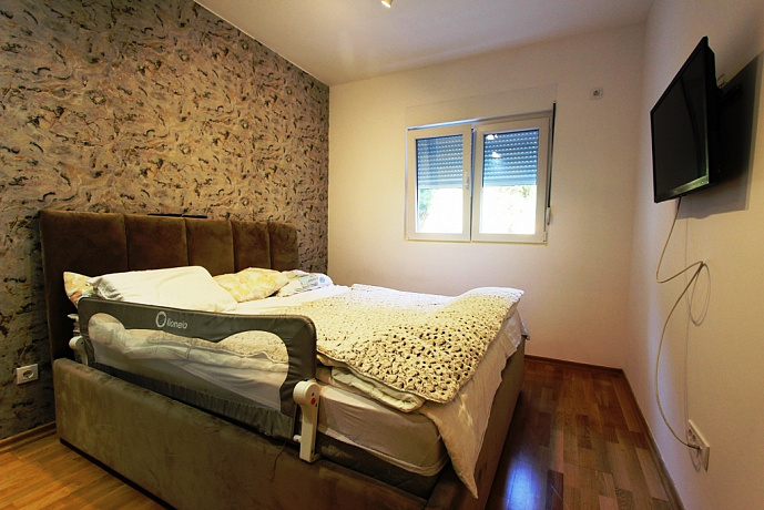 Apartment mit drei Schlafzimmern in einem neuen Komplex in Budva