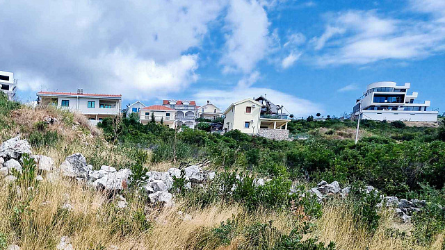 Grundstück zum Verkauf in der Siedlung Krimovica