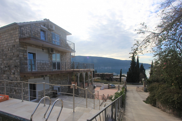 Mini-Hotel in einem ruhigen Teil von Herceg Novi