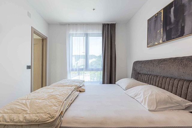 Wohnung im 1 Stock, 81 m², mit 2 Schlafzimmern und 2 Badezimmern