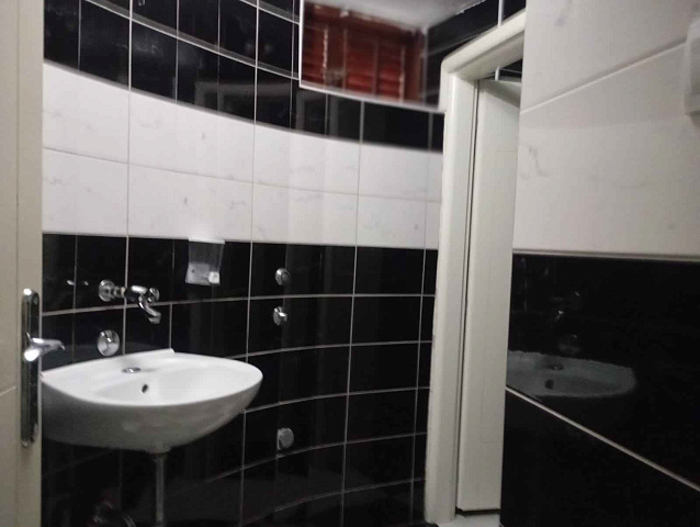 Haus in Rafailovici 330 qm für Mini-Hotel und Restaurant — photo 19