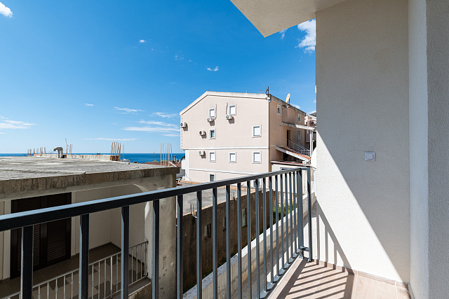 Zwei Wohnungen in einem neuen Gebäude, jeweils 54 m², Petrovac