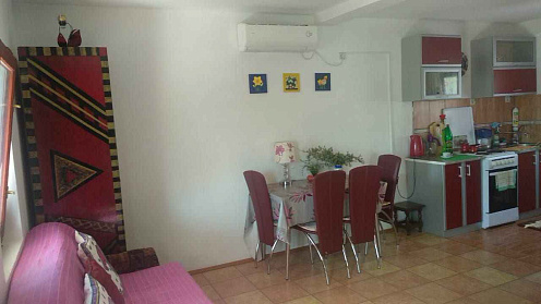 Haus mit Meer- und Bergblick in Sutomore — 110 m², Grundstück 150 m² — photo 3