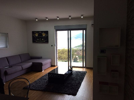 Ein-Zimmer-Apartment in einer Anlage mit Schwimmbad in Pržno