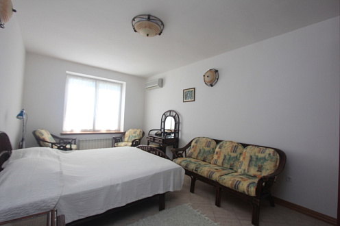 Luxusvilla mit Meerblick