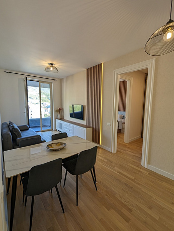Apartment mit zwei Schlafzimmern und Meerblick in Becici