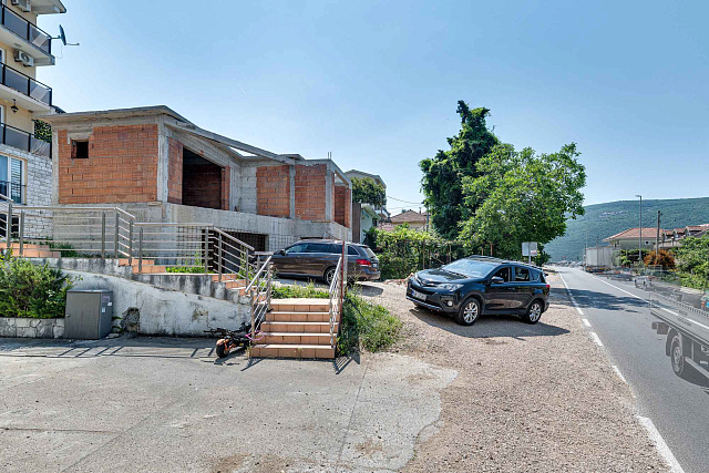 Zu verkaufen: Gewerbeobjekt mit Meerblick und 5 Parkplätzen in Kumbor, Herceg Novi! — photo 5