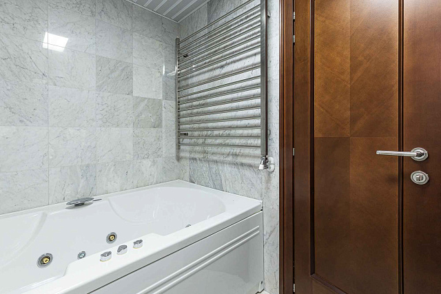 Dreizimmerwohnung zum Verkauf in Stoliv in erster Meereslinie — photo 25