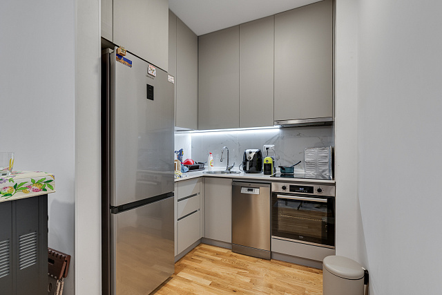 6894 1-Zimmer-Apartment, 48 m² in Bečići