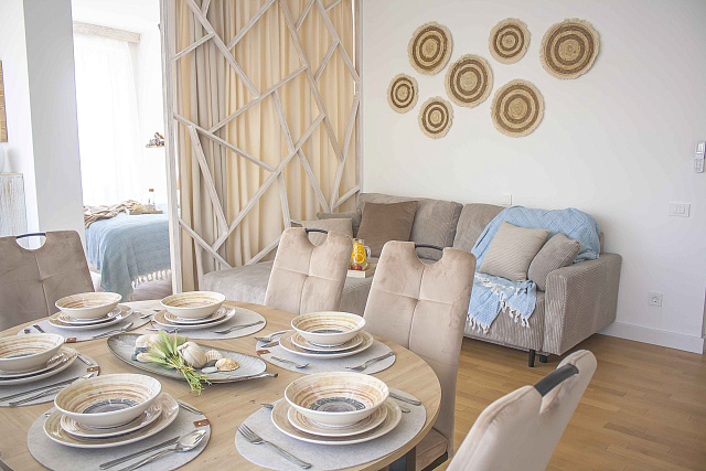 Luxuriöse Zwei-Zimmer-Wohnung mit großer Terrasse in Bečići — photo 6