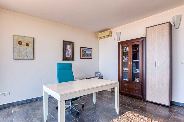 Villa mit Meerblick in Becici — photo 43
