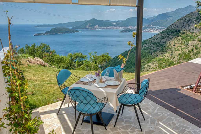 Villa zum Verkauf in einem Luxuskomplex in Blizikuce — photo 9