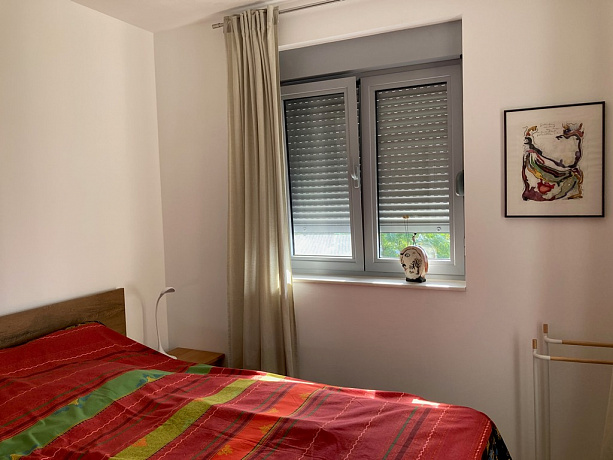 Wohnung 50m2 mit einem Schlafzimmer und Meerblick in Petrovac